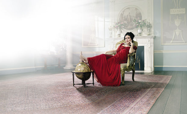 Оливија Кук: Данас је срамота бити човек